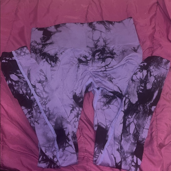 Women's Purple Tie-Dye Leggings - Picture 8 of 9